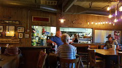 Restaurant near Holiday Motel Oakdale